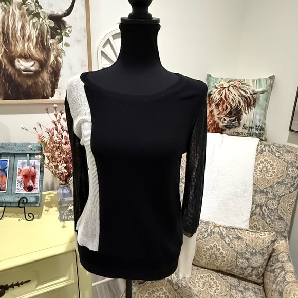 BCBGMaxAzria Black and White Crew Neck Sweater - Picture 1 of 5
